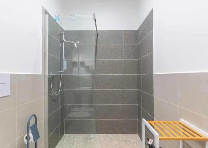 Brorent Dream 2 Guest house *